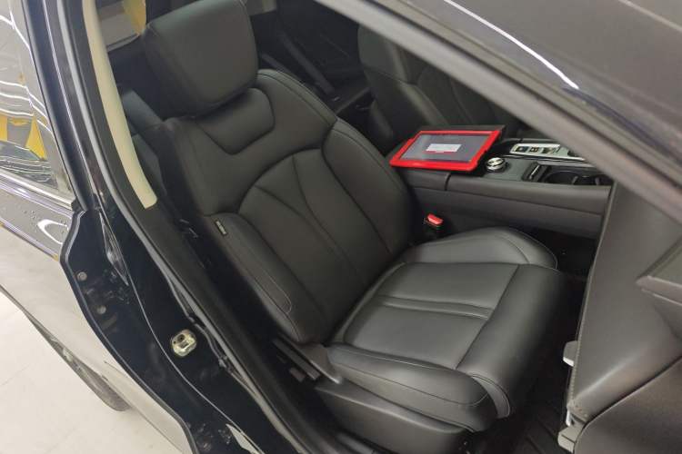 Used Dongfeng Aeolus Huge 2024 Mach Power 1.5T Luxury Model Right Front Seat