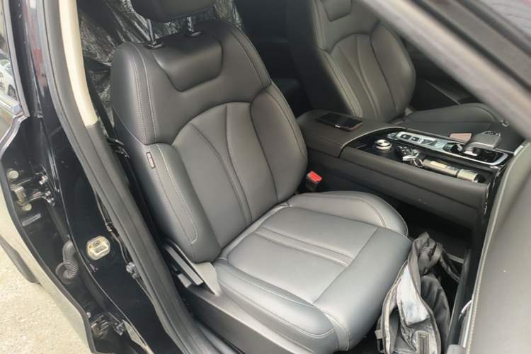 Used Dongfeng Aeolus Huge 2024 Mach Power 1.5T Luxury Model Right Front Seat