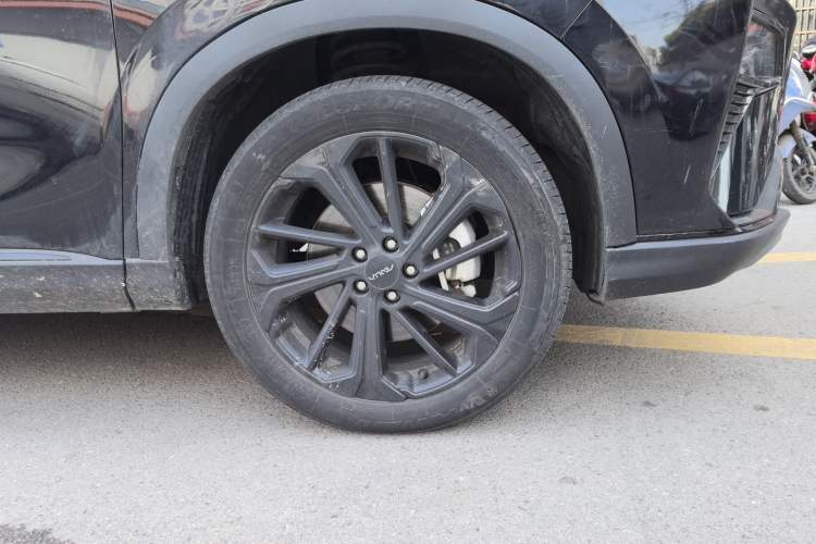 Used Dongfeng Aeolus Huge 2024 Mach Power 1.5T Premium Model Right Front Wheel Hub