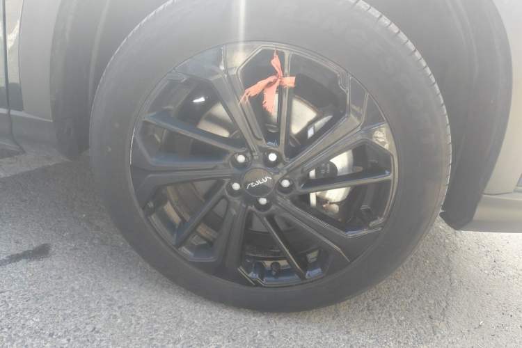 Used Dongfeng Aeolus Huge 2024 Mach Power 1.5T Luxury Model Right Front Wheel Hub