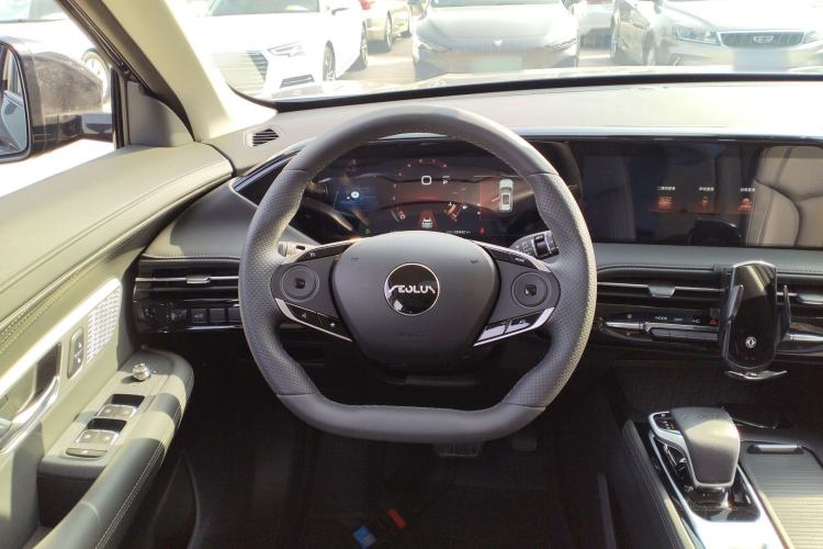 Used Dongfeng Aeolus Huge 2024 Mach Power 1.5T Premium Model Steering Wheel