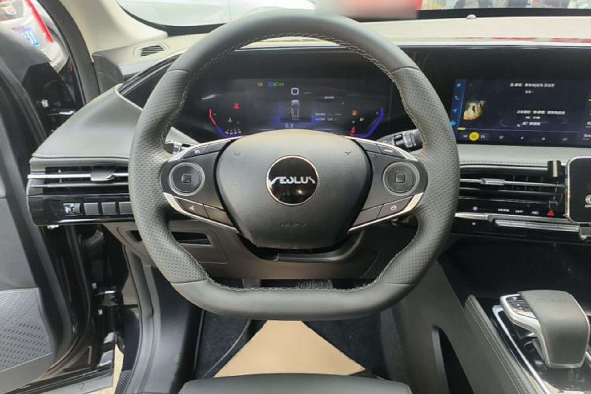 Used Dongfeng Aeolus Huge 2024 Mach Power 1.5T Luxury Model Steering Wheel