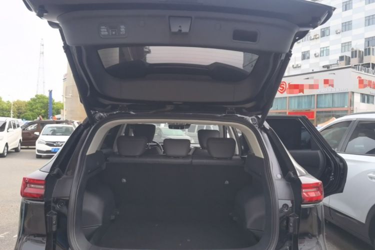 Used Dongfeng Aeolus Huge 2024 Mach Power 1.5T Premium Model Trunk