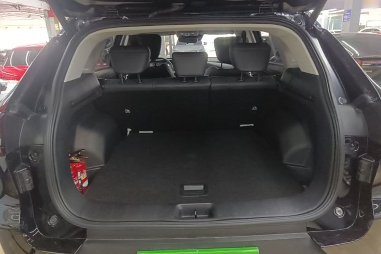 Used Dongfeng Aeolus Huge 2024 Mach Power 1.5T Premium Model Trunk