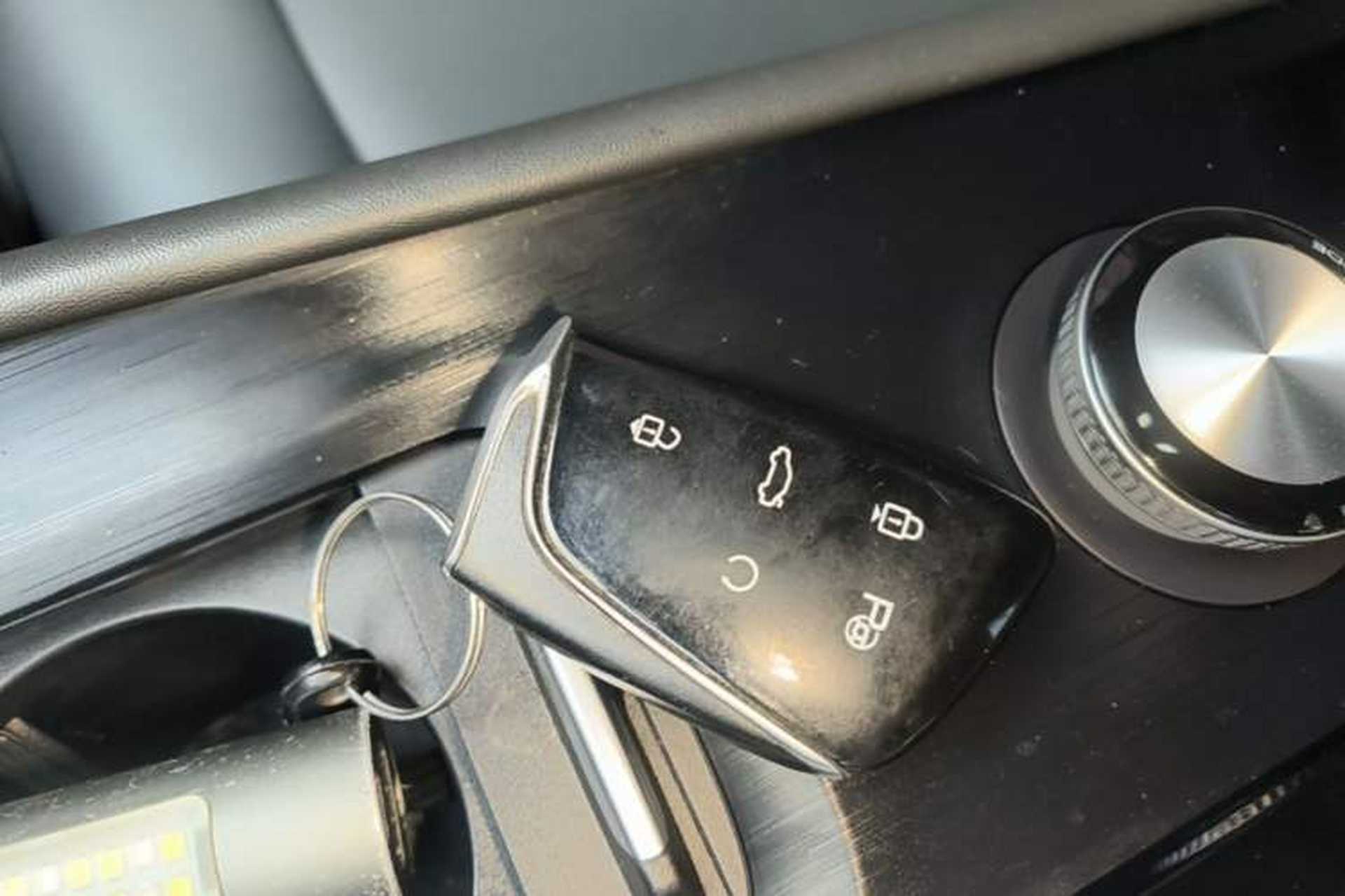 Used Dongfeng Aeolus Huge 2024 Mach Power 1.5T Luxury Model Vehicle Key