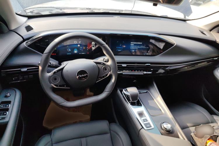 Used Dongfeng Aeolus Huge 2024 Mach Power 1.5T Premium Model Center Console