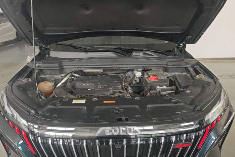 Used Dongfeng Aeolus Huge 2024 Mach Power 1.5T Premium Model Engine Bay