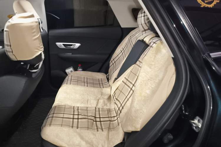 Used Dongfeng Aeolus Huge 2024 Mach Power 1.5T Premium Model Left Rear Seat