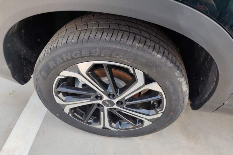 Used Dongfeng Aeolus Huge 2024 Mach Power 1.5T Premium Model Right Rear Wheel Hub