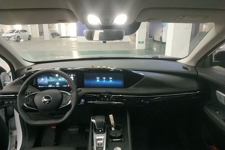 Used Dongfeng Aeolus Huge 2024 Mach Power 1.5T Premium Model Center Console