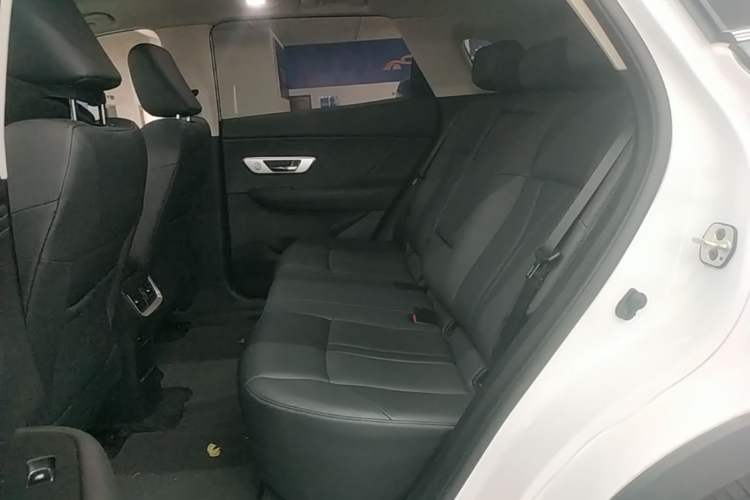 Used Dongfeng Aeolus Huge 2024 Mach Power 1.5T Premium Model Left Rear Seat