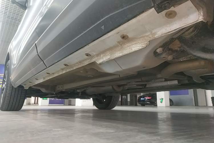 Used Dongfeng Aeolus Huge 2024 Mach Power 1.5T Premium Model Left Side Sill