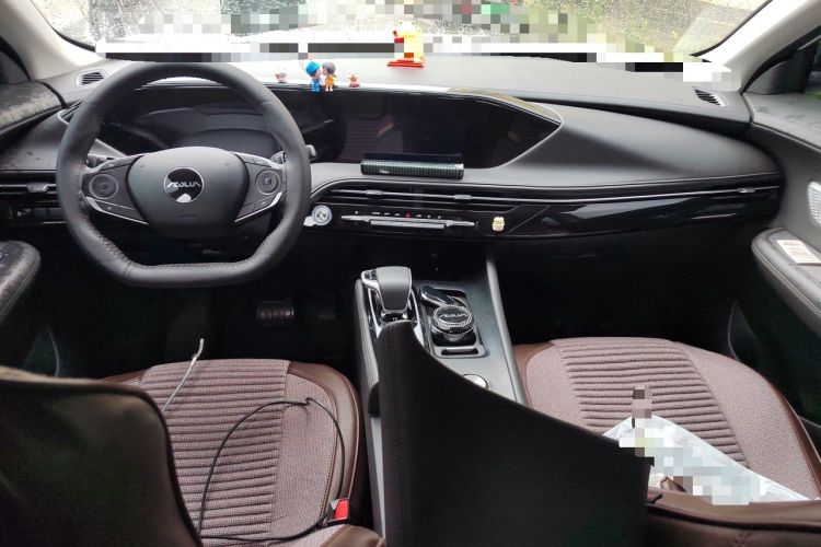 Used Dongfeng Aeolus Huge 2024 Mach Power 1.5T Luxury Model Center Console