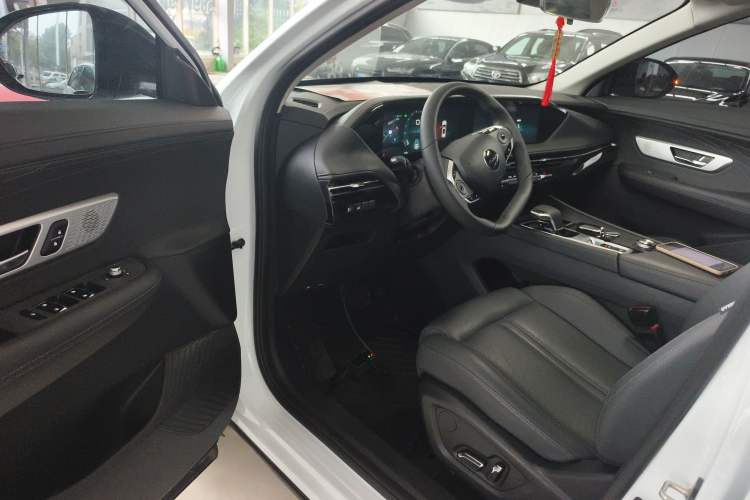 Used Dongfeng Aeolus Huge 2024 Mach Power 1.5T Premium Model Driver Seat