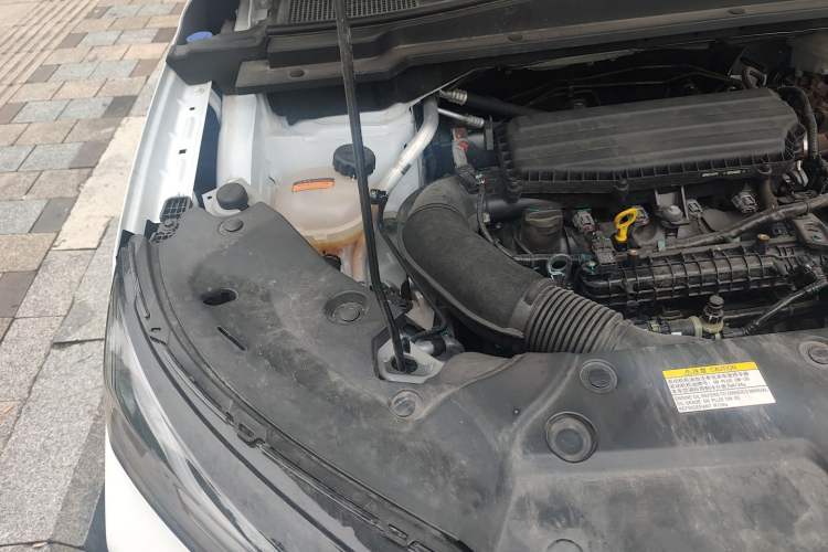 Used Dongfeng Aeolus Huge 2024 Mach Power 1.5T Luxury Model Engine Bay Right