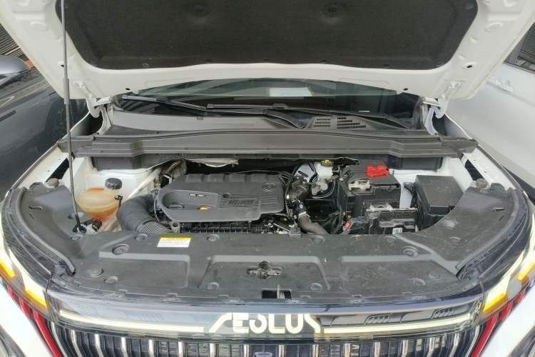 Used Dongfeng Aeolus Huge 2024 Mach Power 1.5T Premium Model Engine Bay