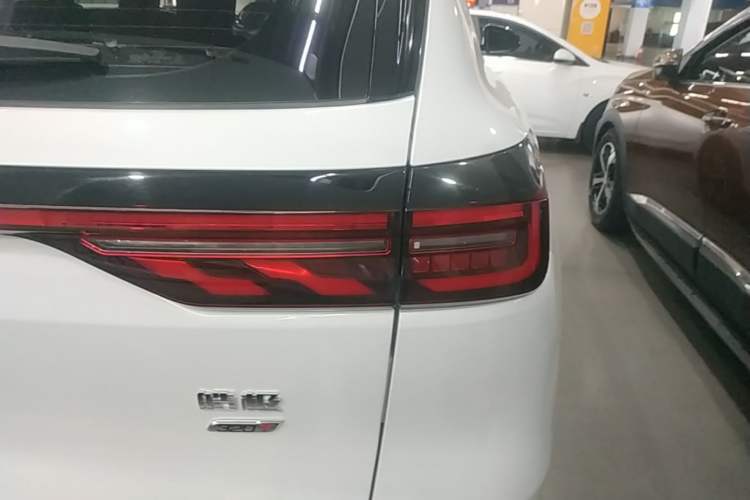 Used Dongfeng Aeolus Huge 2024 Mach Power 1.5T Premium Model Exterior 3