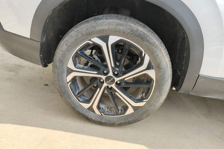 Used Dongfeng Aeolus Huge 2024 Mach Power 1.5T Premium Model Exterior 5