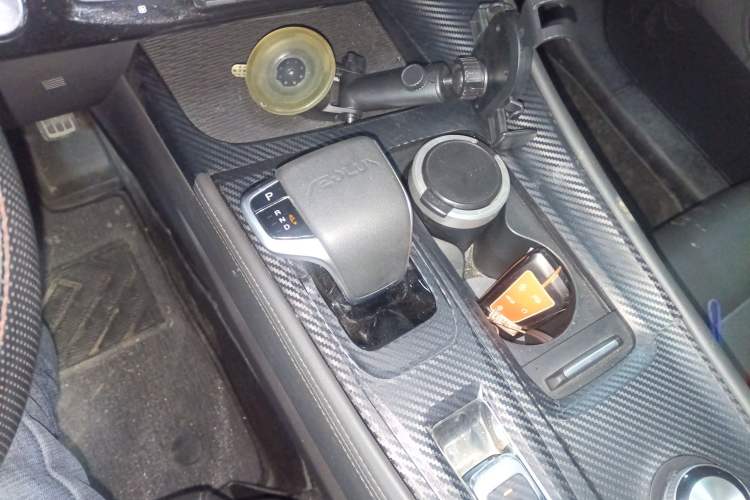 Used Dongfeng Aeolus Huge 2024 Mach Power 1.5T Luxury Model Gear Lever