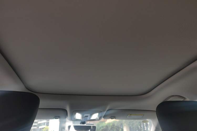 Used Dongfeng Aeolus Huge 2024 Mach Power 1.5T Luxury Model Headliner