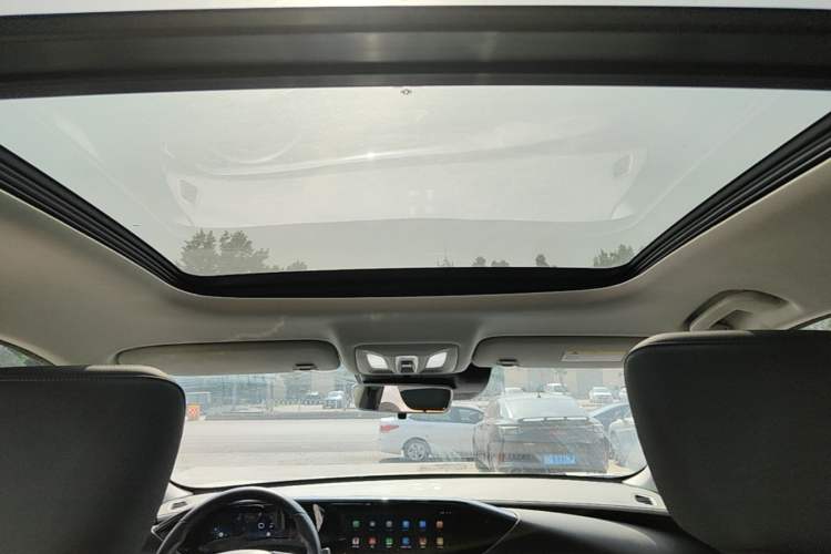 Used Dongfeng Aeolus Huge 2024 Mach Power 1.5T Premium Model Headliner