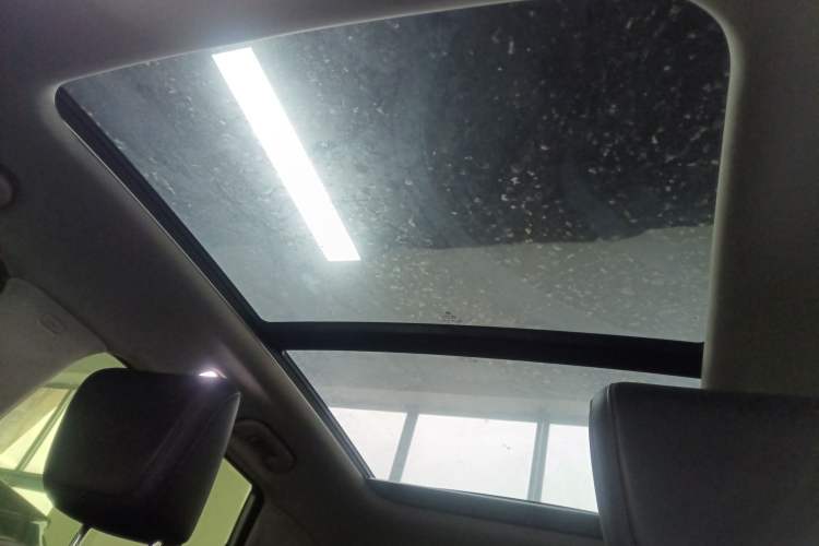 Used Dongfeng Aeolus Huge 2024 Mach Power 1.5T Luxury Model Headliner
