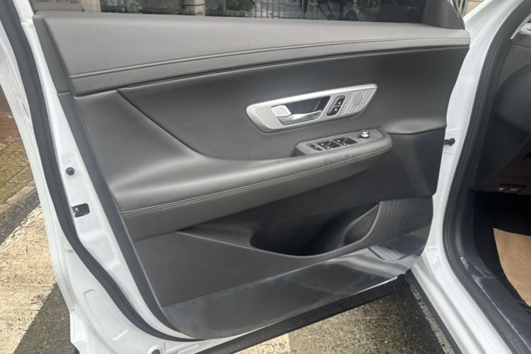 Used Dongfeng Aeolus Huge 2024 Mach Power 1.5T Luxury Model Interior 5
