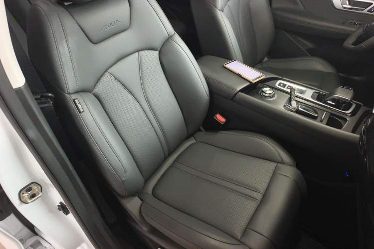 Used Dongfeng Aeolus Huge 2024 Mach Power 1.5T Premium Model Right Front Seat