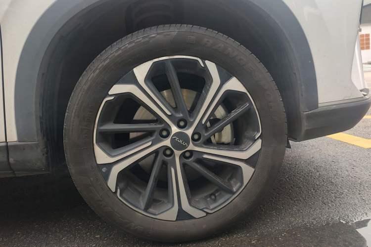 Used Dongfeng Aeolus Huge 2024 Mach Power 1.5T Luxury Model Right Front Wheel Hub