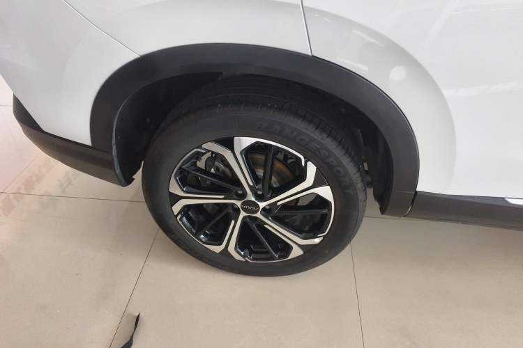Used Dongfeng Aeolus Huge 2024 Mach Power 1.5T Premium Model Right Rear Wheel Hub