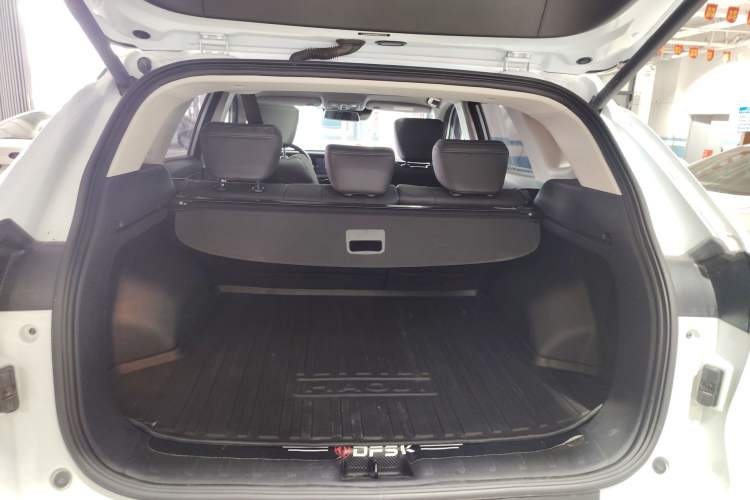 Used Dongfeng Aeolus Huge 2024 Mach Power 1.5T Premium Model Trunk