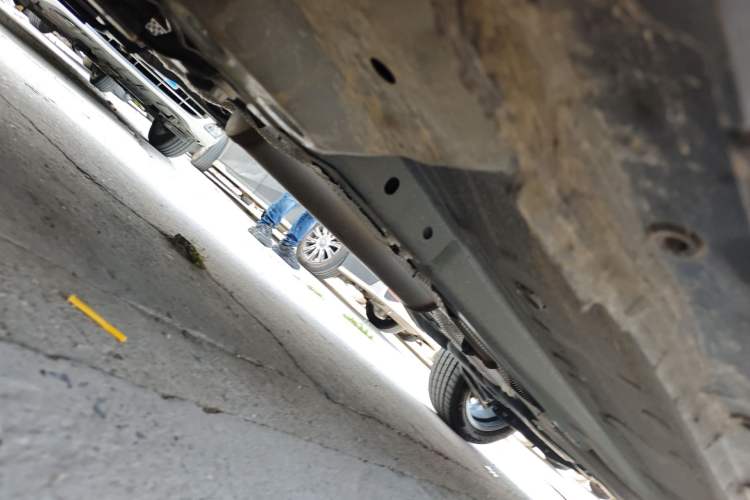Used Dongfeng Aeolus Huge 2025 Mach Power 1.5T Premium Version Chassis Front Left