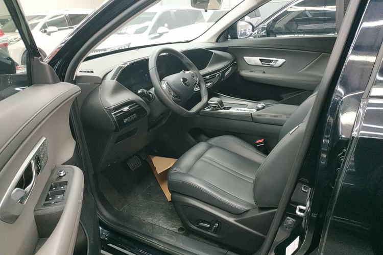 Used Dongfeng Aeolus Huge 2025 Mach Power 1.5T Luxury Version Driver Seat
