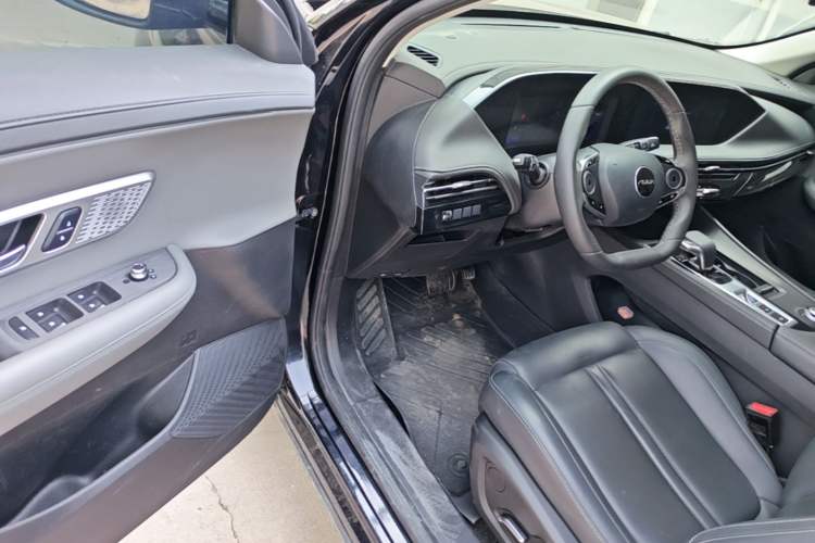 Used Dongfeng Aeolus Huge 2025 Mach Power 1.5T Luxury Version Driver Seat