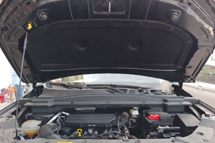 Used Dongfeng Aeolus Huge 2025 Mach Power 1.5T Premium Version Engine Bay
