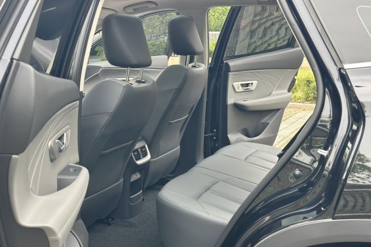 Used Dongfeng Aeolus Huge 2025 Mach Power 1.5T Premium Version Interior 2