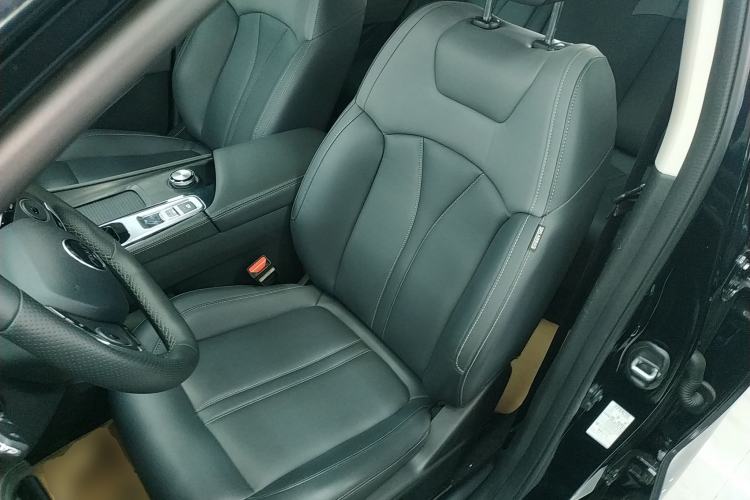 Used Dongfeng Aeolus Huge 2025 Mach Power 1.5T Luxury Version Left Front Seat