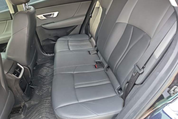 Used Dongfeng Aeolus Huge 2025 Mach Power 1.5T Luxury Version Left Rear Seat