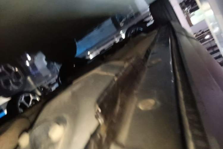 Used Dongfeng Aeolus Huge 2025 Mach Power 1.5T Premium Version Left Side Sill