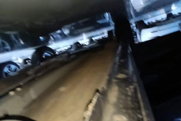Used Dongfeng Aeolus Huge 2025 Mach Power 1.5T Premium Version Right Side Sill