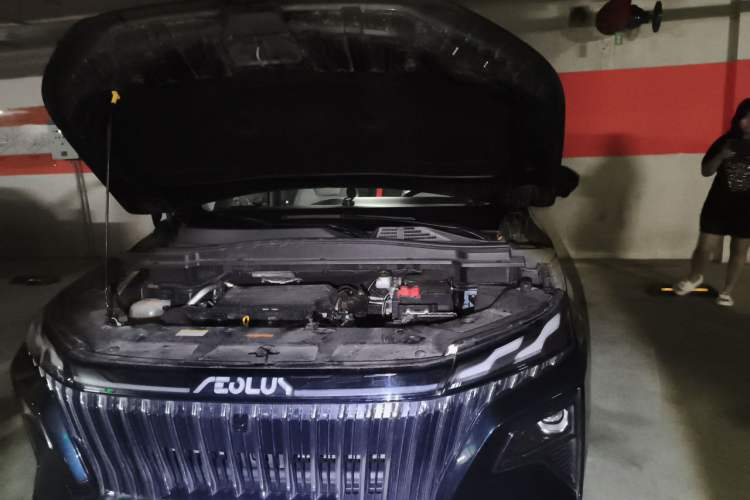 Used Dongfeng Aeolus Huge 2025 Mach Power 1.5T Premium Version Engine Bay Left