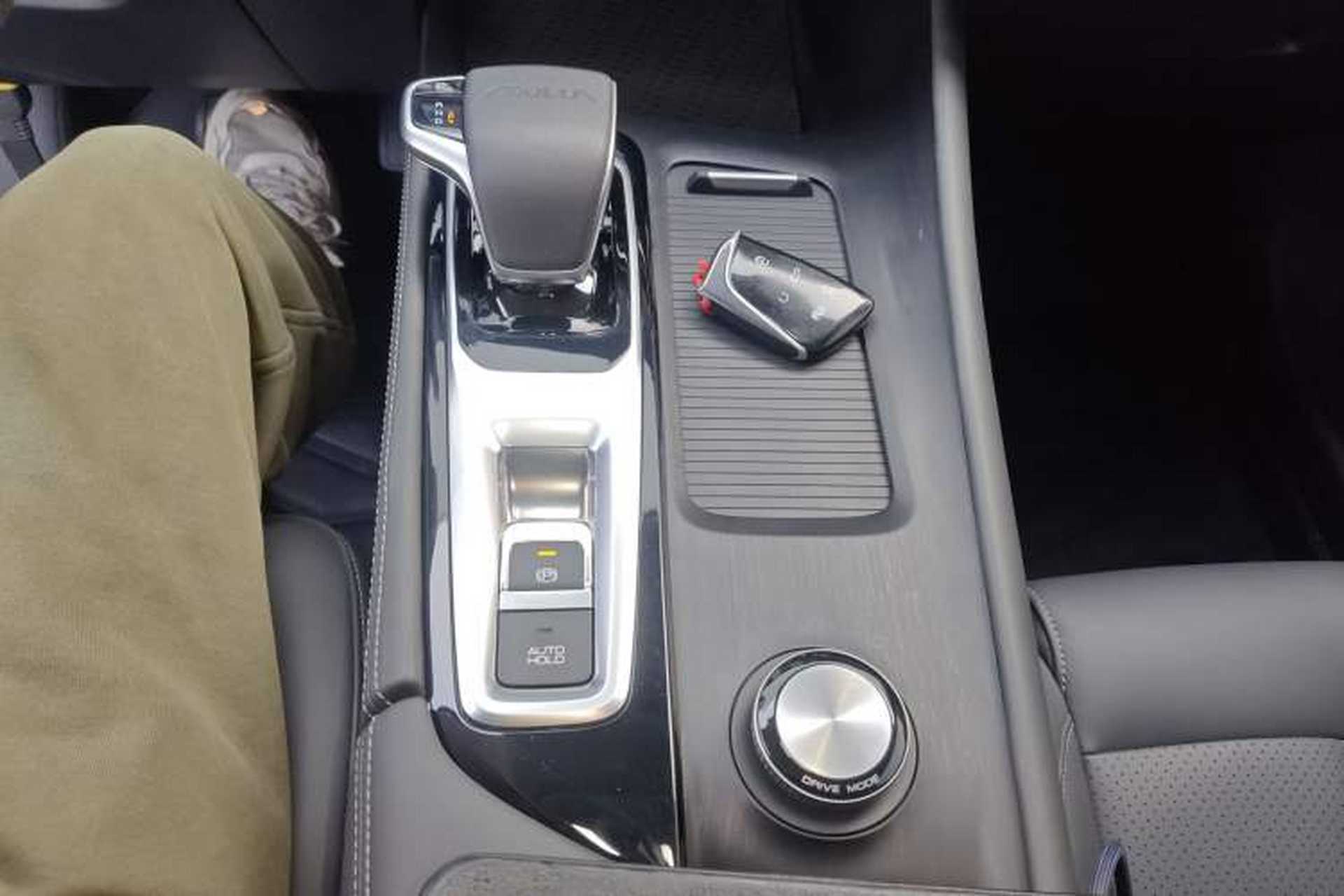 Used Dongfeng Aeolus Huge 2025 Mach Power 1.5T Premium Version Gear Lever