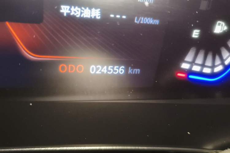 Used Dongfeng Aeolus Huge 2025 Mach Power 1.5T Premium Version Odometer Close Up