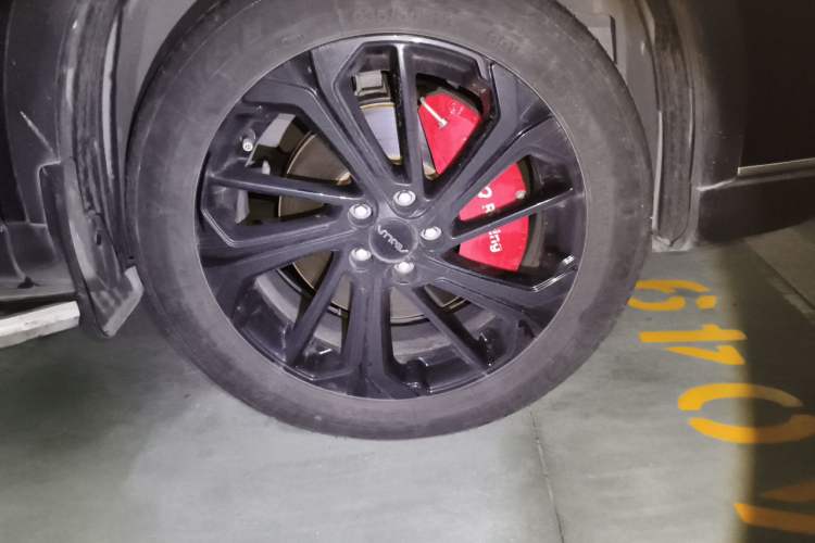 Used Dongfeng Aeolus Huge 2025 Mach Power 1.5T Premium Version Right Front Wheel Hub
