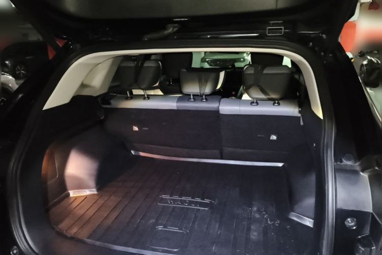 Used Dongfeng Aeolus Huge 2025 Mach Power 1.5T Premium Version Trunk