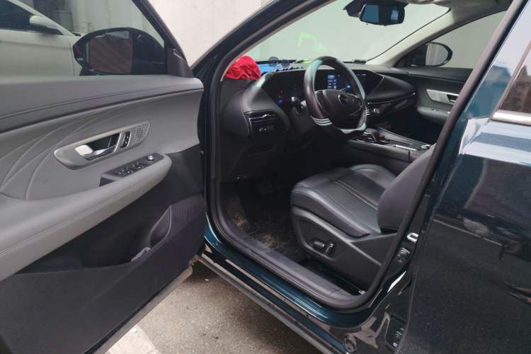 Used Dongfeng Aeolus Huge 2025 Mach Power 1.5T Premium Version Driver Seat