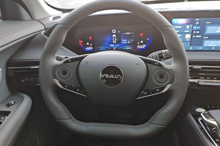 Used Dongfeng Aeolus Huge 2025 Mach Power 1.5T Luxury Version Steering Wheel