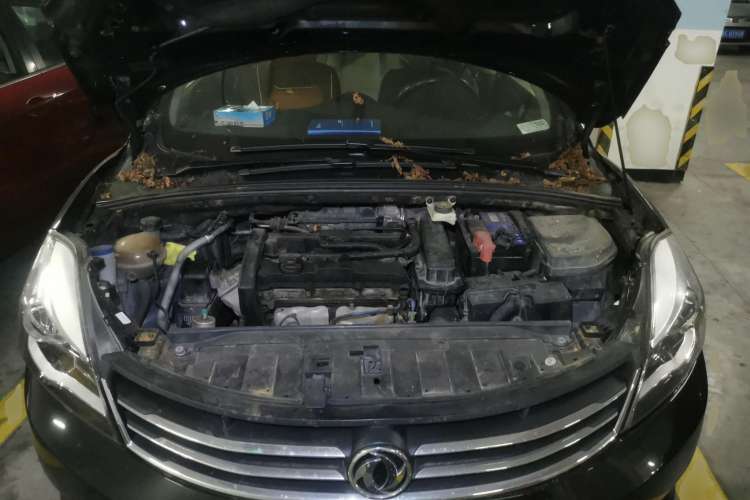 Used Dongfeng Aeolus L60 2015 1.6L Manual New Dynamic Model Engine Bay