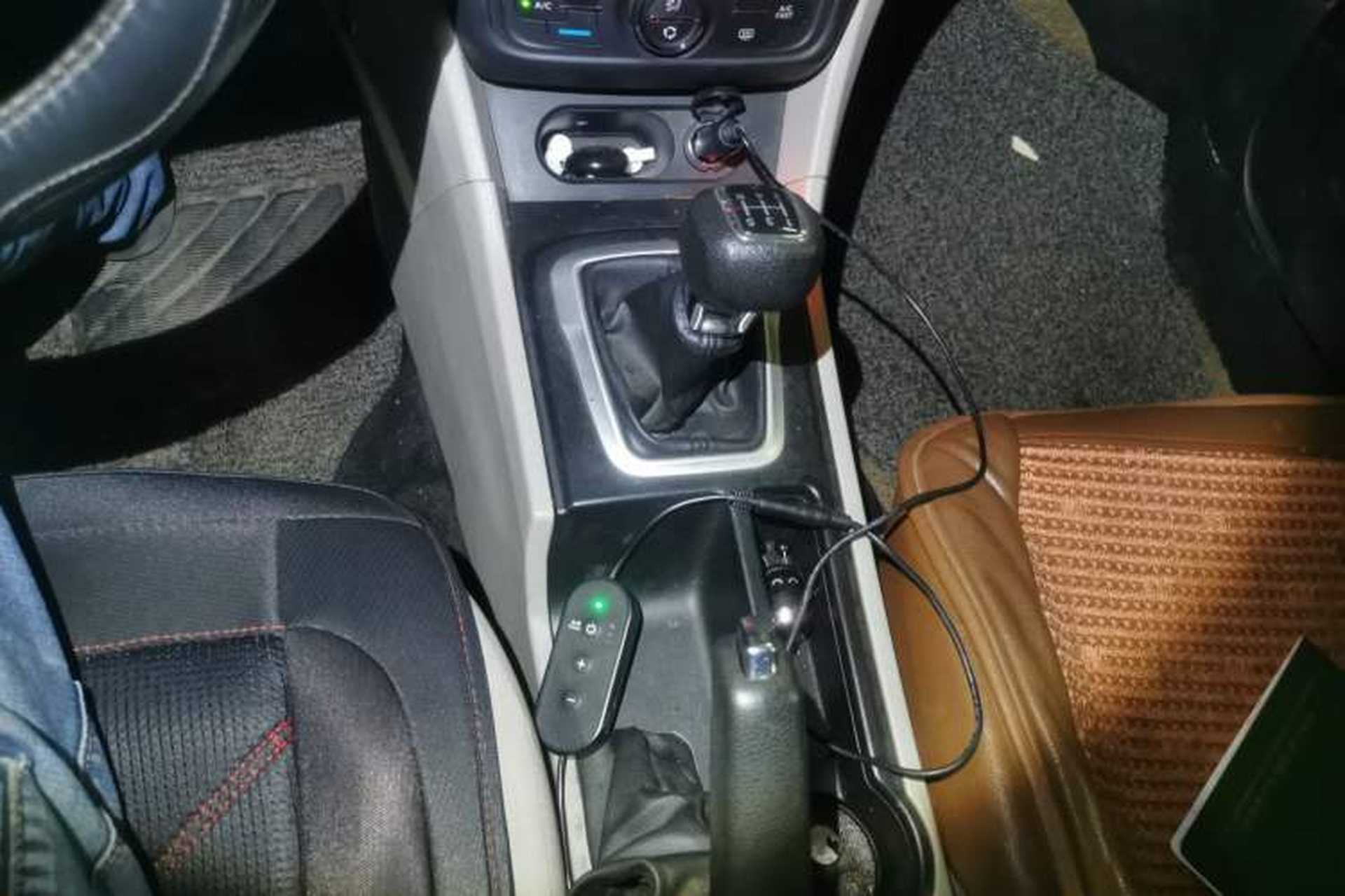 Used Dongfeng Aeolus L60 2015 1.6L Manual New Dynamic Model Gear Lever