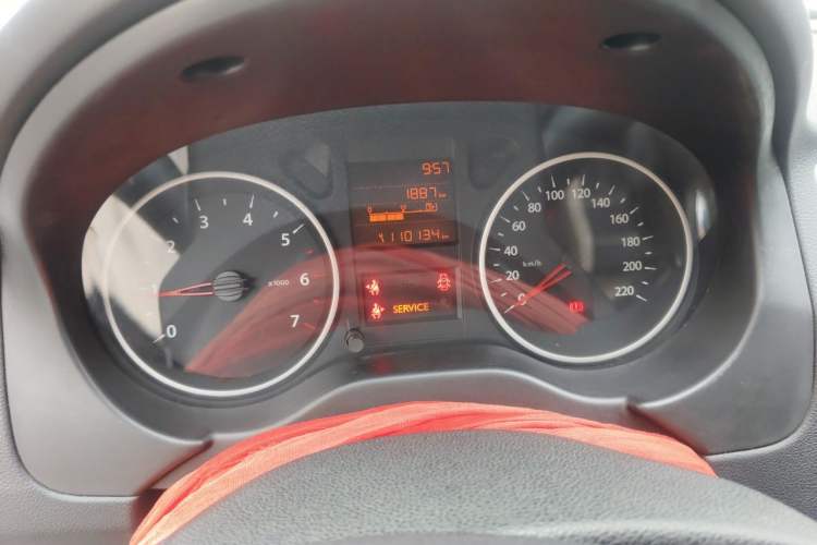 Used Dongfeng Aeolus L60 2015 1.6L Manual New Dynamic Model Instrument Cluster